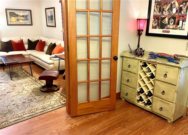 42 Vaughn Street, Eureka Springs, AR 72632