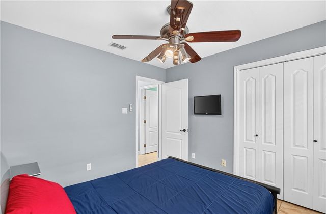 15242 CARAVEL Dr, Corpus Christi, TX 78418