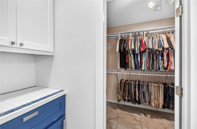 15242 CARAVEL Dr, Corpus Christi, TX 78418
