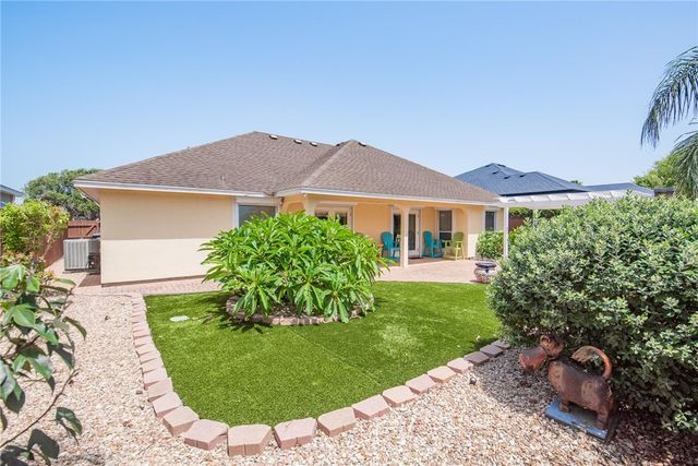 15242 CARAVEL Dr, Corpus Christi, TX 78418