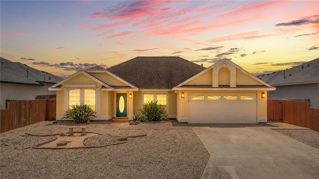 15242 CARAVEL Dr, Corpus Christi, TX 78418