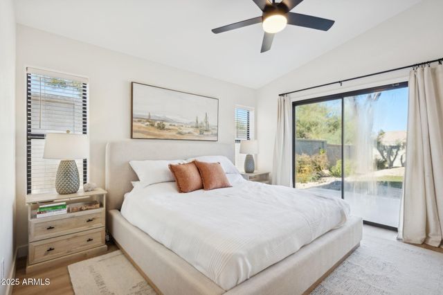 14239 N EDGEWORTH Drive A, Fountain Hills, AZ 85268