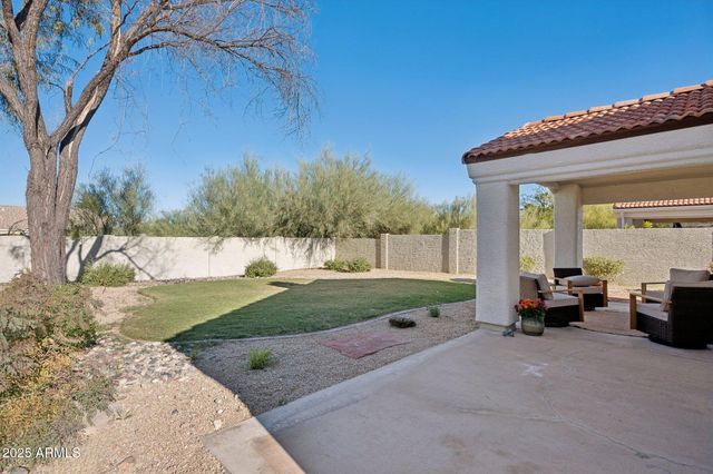 14239 N EDGEWORTH Drive A, Fountain Hills, AZ 85268