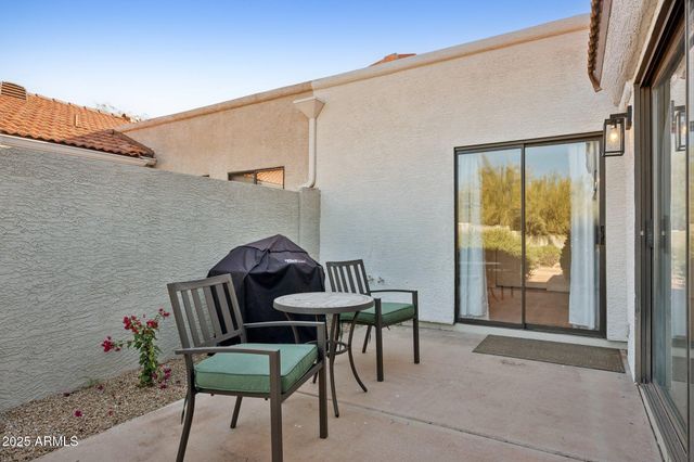 14239 N EDGEWORTH Drive A, Fountain Hills, AZ 85268