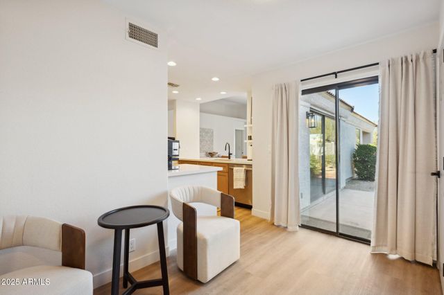 14239 N EDGEWORTH Drive A, Fountain Hills, AZ 85268