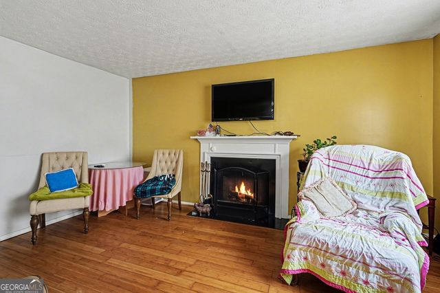 898 Trace Circle NE, Marietta, GA 30066