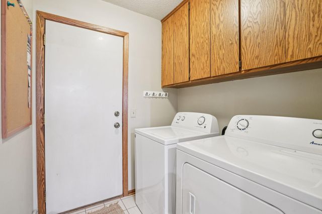 11380 36th Place N, Plymouth, MN 55441