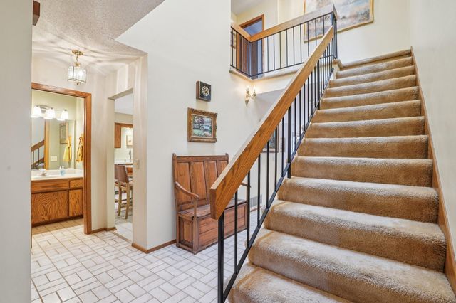 11380 36th Place N, Plymouth, MN 55441