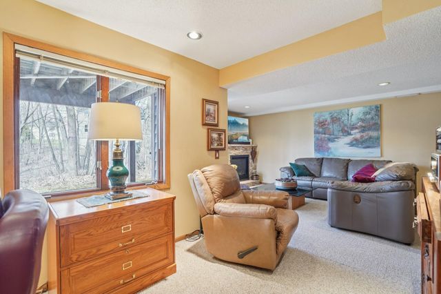 11380 36th Place N, Plymouth, MN 55441