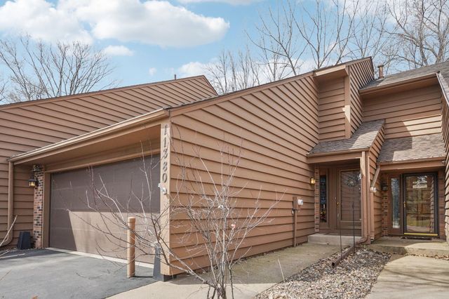 11380 36th Place N, Plymouth, MN 55441