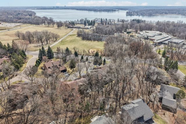 11380 36th Place N, Plymouth, MN 55441