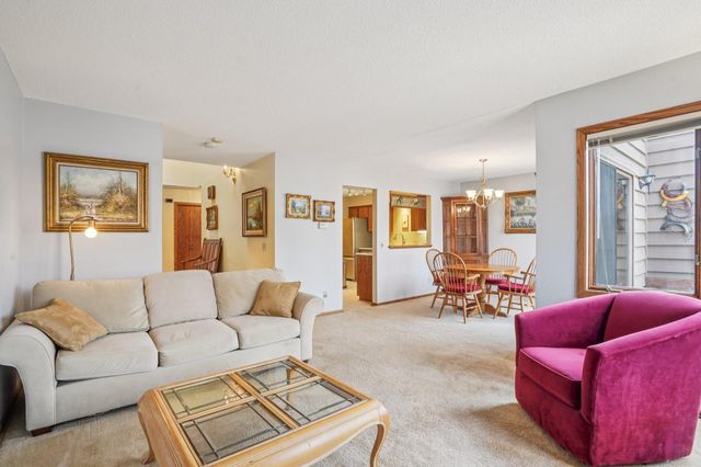 11380 36th Place N, Plymouth, MN 55441