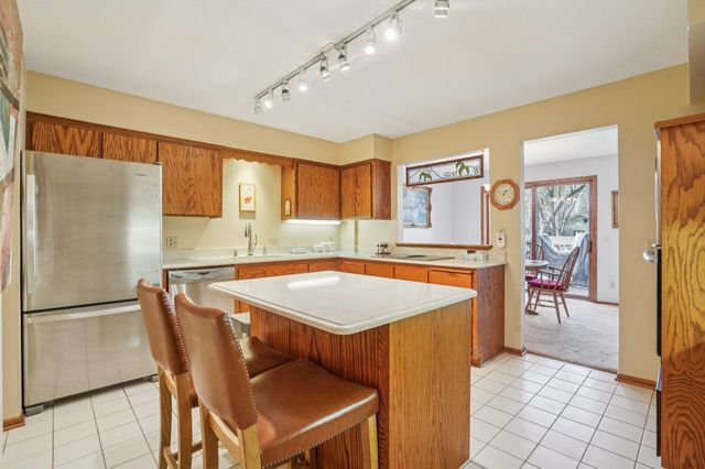 11380 36th Place N, Plymouth, MN 55441