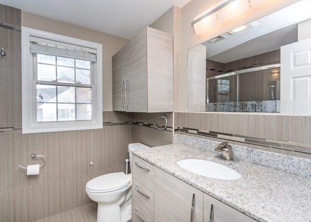 985 Trapelo Road 23, Waltham, MA 02452