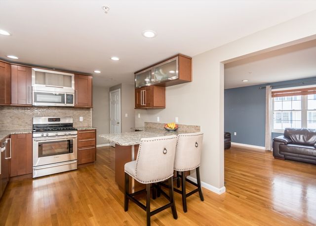 985 Trapelo Road 23, Waltham, MA 02452