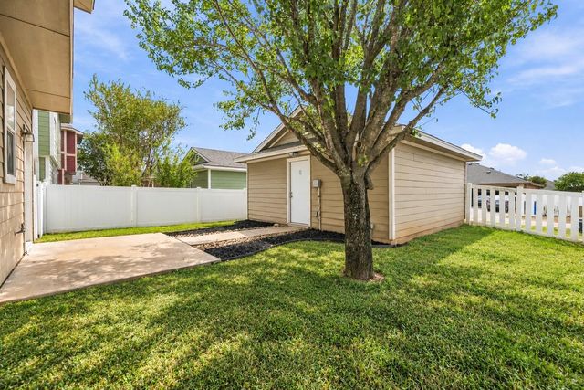 809 Craters Of The Moon BLVD, Pflugerville, TX 78660