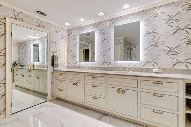 9009 Arbor Park Drive, Dallas, TX 75243