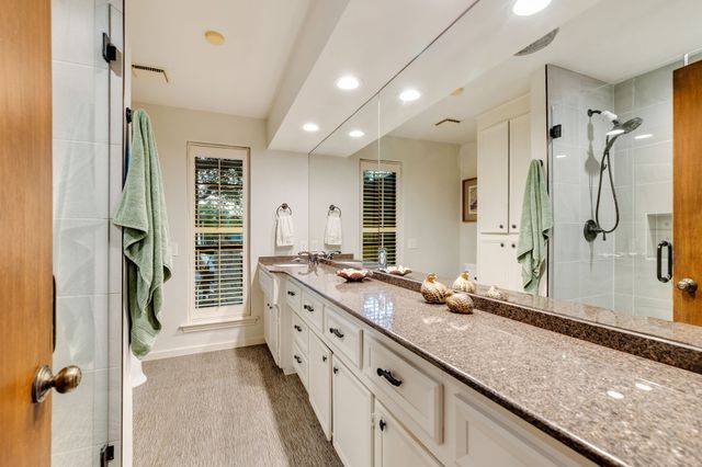 9009 Arbor Park Drive, Dallas, TX 75243