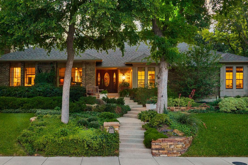 9009 Arbor Park Drive, Dallas, TX 75243