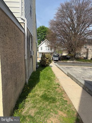 5 ARDMORE AVE, Upper Darby, PA 19082