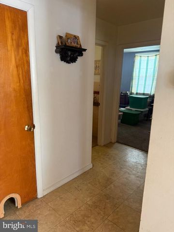 5 ARDMORE AVE, Upper Darby, PA 19082