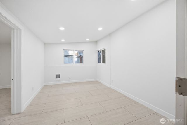 12243 16th Avenue S, Seattle, WA 98168