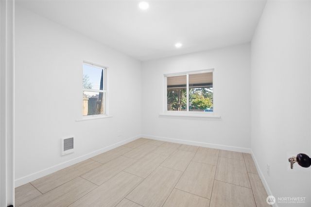 12243 16th Avenue S, Seattle, WA 98168