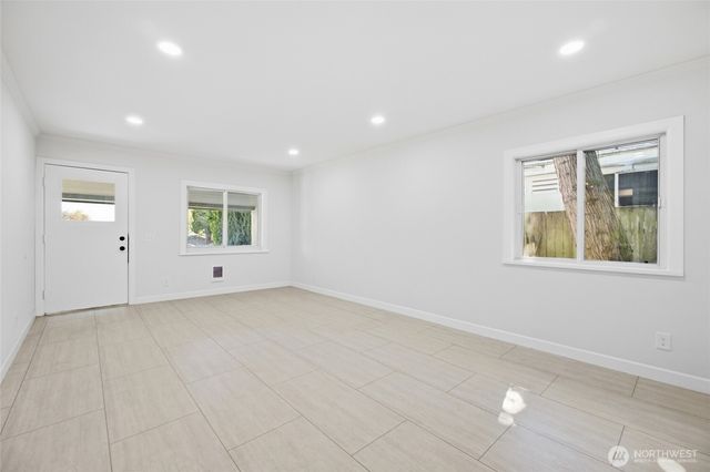 12243 16th Avenue S, Seattle, WA 98168