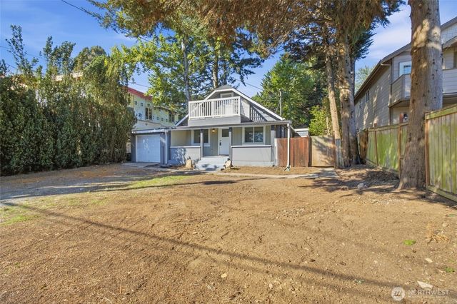 12243 16th Avenue S, Seattle, WA 98168