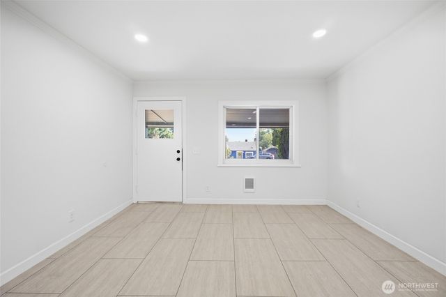 12243 16th Avenue S, Seattle, WA 98168