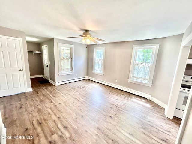 75 Division Street B, Keyport, NJ 07735