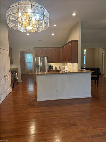 8776 Adams DR E, Suffolk, VA 23433