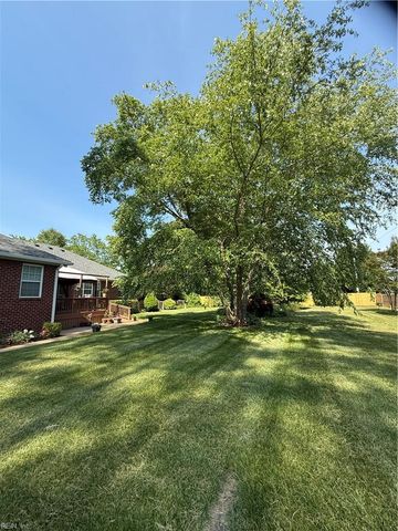 8776 Adams DR E, Suffolk, VA 23433