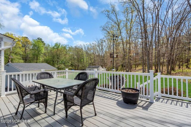 86 Cox Cro Road, Toms River, NJ 08755