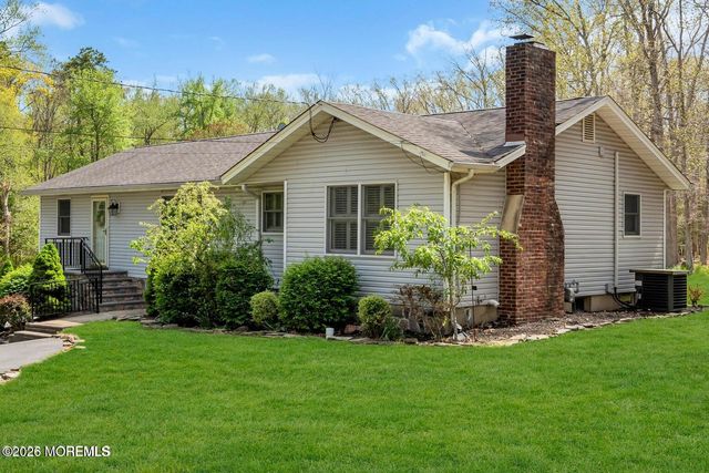 86 Cox Cro Road, Toms River, NJ 08755