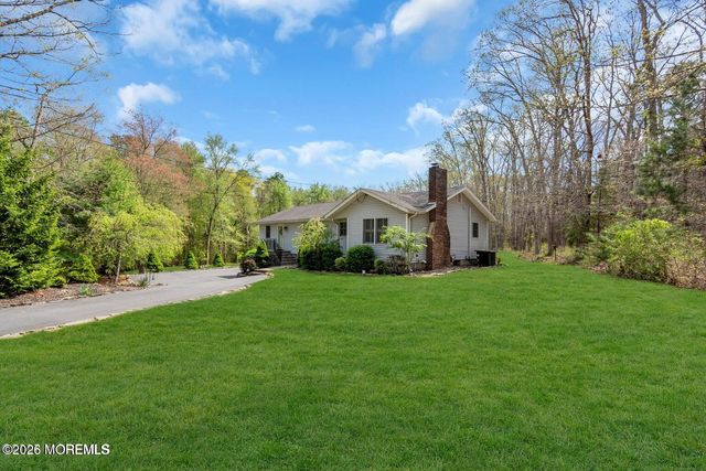 86 Cox Cro Road, Toms River, NJ 08755