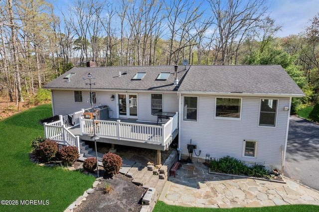86 Cox Cro Road, Toms River, NJ 08755
