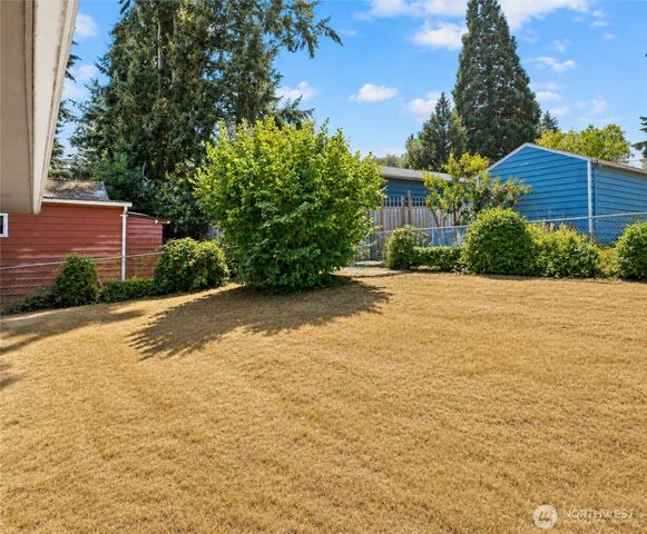 11549 N Park Avenue N, Seattle, WA 98133