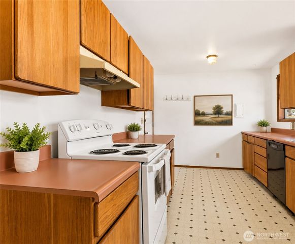 11549 N Park Avenue N, Seattle, WA 98133