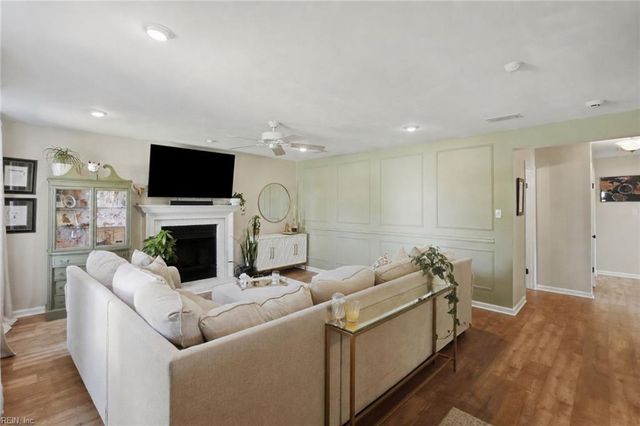 1801 Bloomfield DR, Virginia Beach, VA 23453