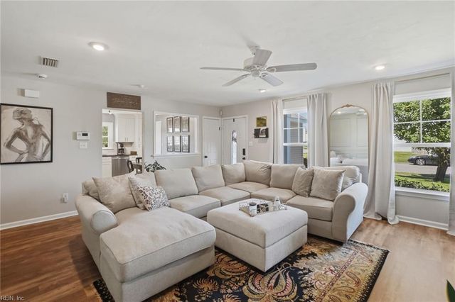 1801 Bloomfield DR, Virginia Beach, VA 23453