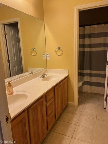 129 Walnut Avenue, Yadkinville, NC 27055