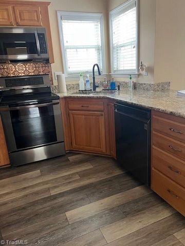 129 Walnut Avenue, Yadkinville, NC 27055