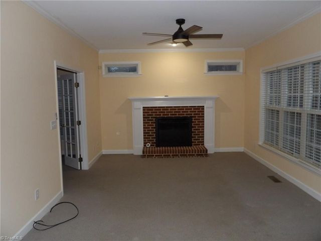 129 Walnut Avenue, Yadkinville, NC 27055