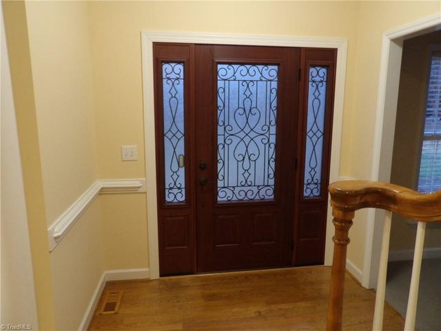 129 Walnut Avenue, Yadkinville, NC 27055