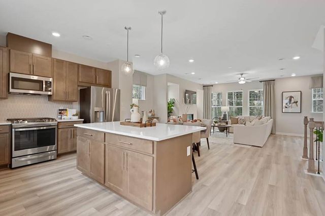 2702 Dreycott Lane, Lawrenceville, GA 30043