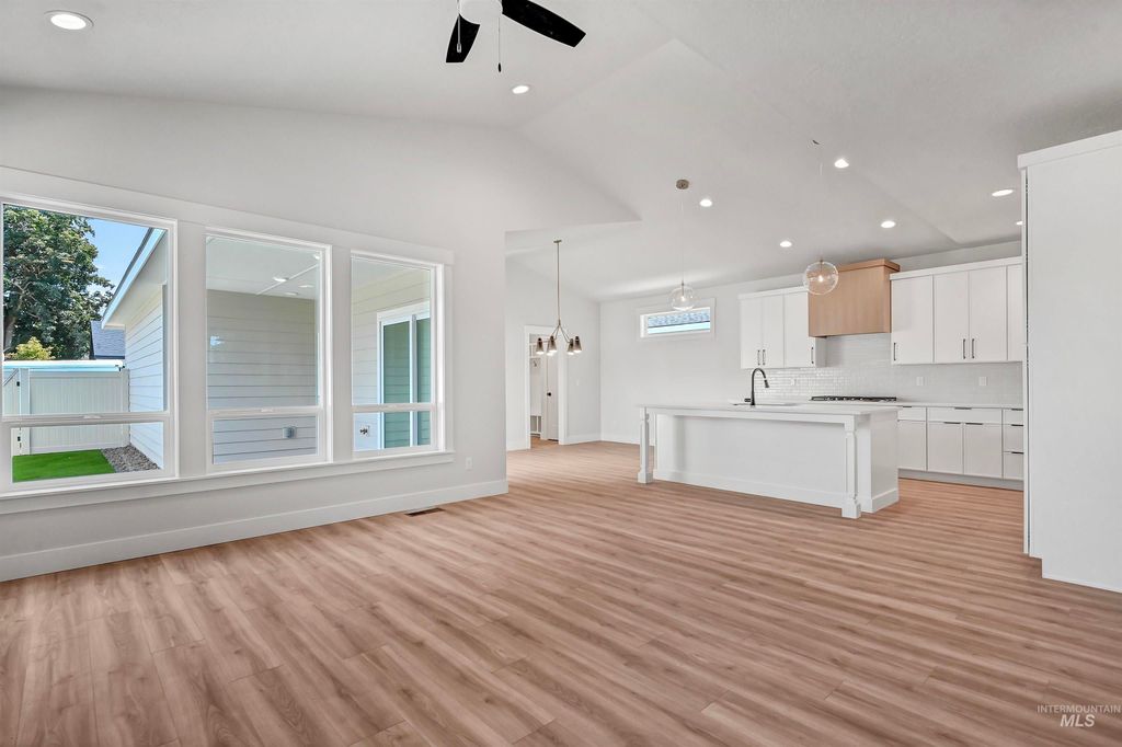 7680 N Ferris Ave, Boise, ID 83714 photo 10