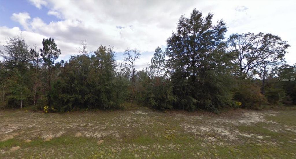 CREST LANE, Chipley, FL 32428