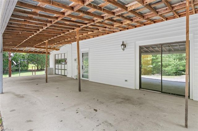 8001 NC Highway 87, Reidsville, NC 27320