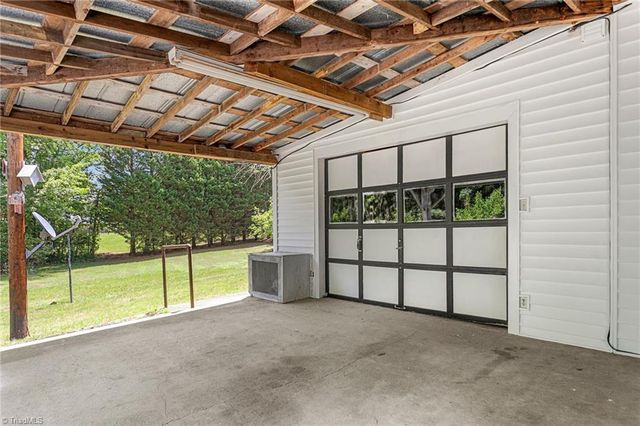 8001 NC Highway 87, Reidsville, NC 27320
